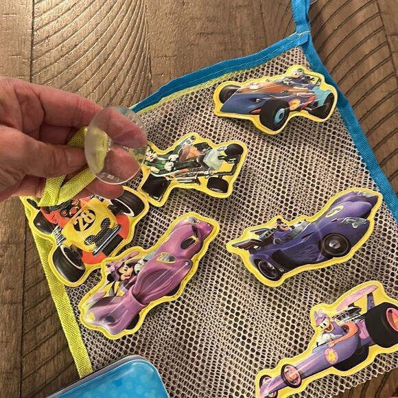 Disney 🏰🐭 Junior Bath 🛀 Time Water 💦 Book 📕 Race Car 🏎️ Suction Cups🛥️ 2! - Picture 9 of 17